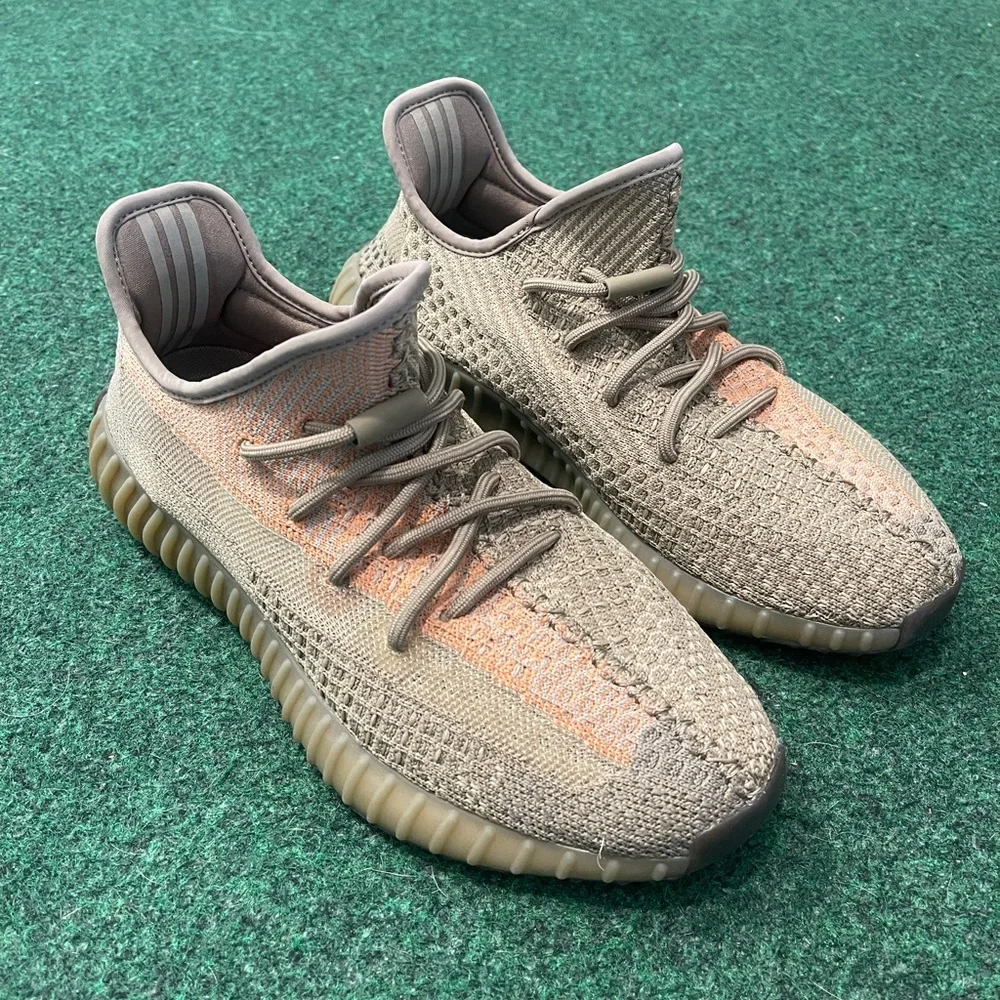 Yeezy V2 Sand Tuape Sneakers - Picture 1 of 8